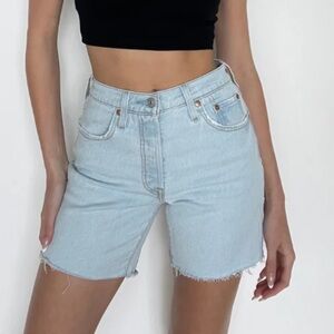 Light Wash Levi 501 denim shorts
